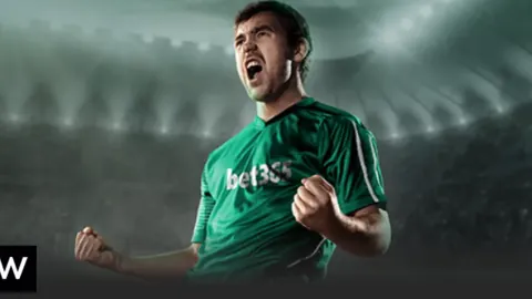 科技助力残疾人共融，总台记者揭秘亚残运会开幕式总导演，央视新闻客户端独家专访